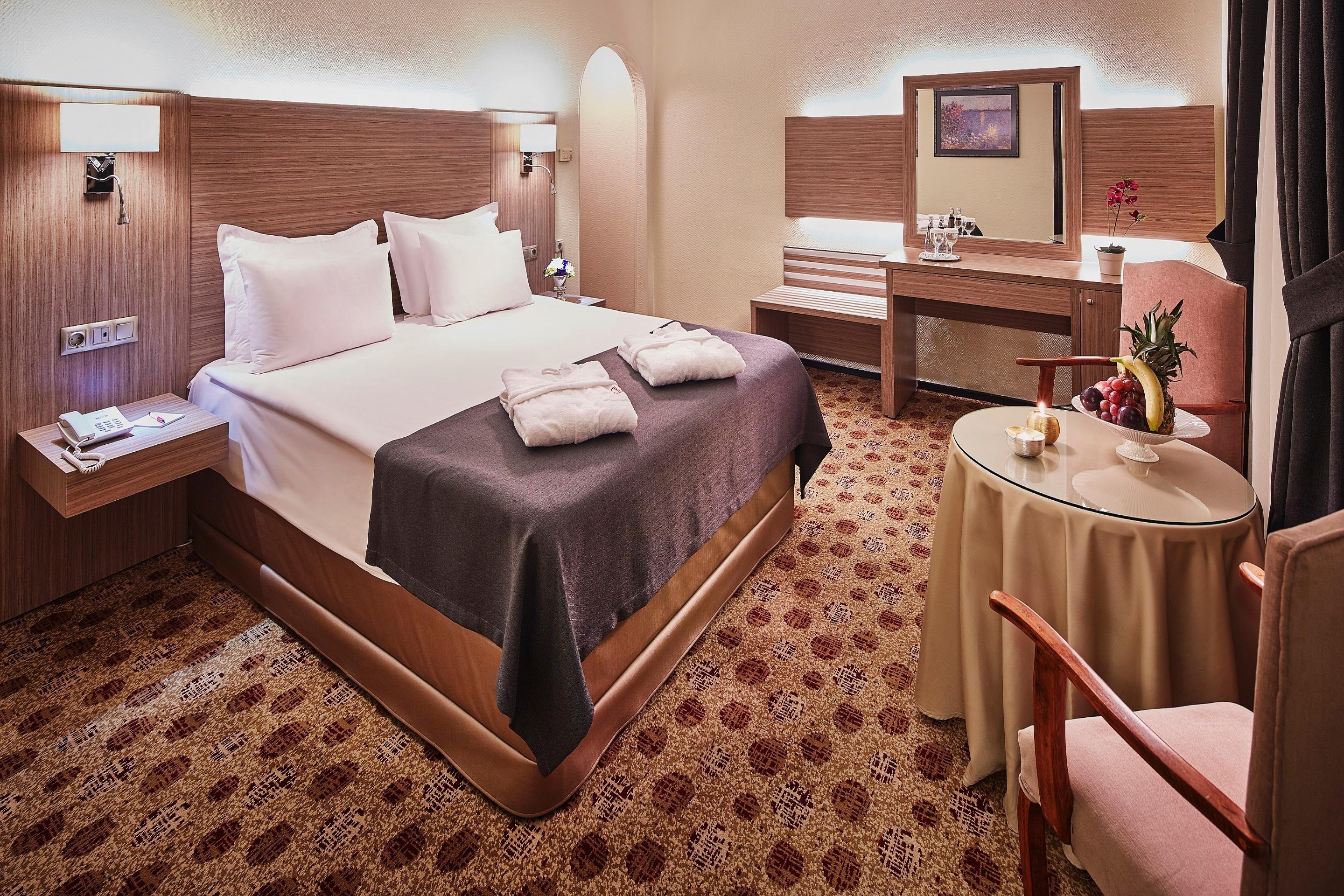 Guenes Hotel Merter Istanbul Eksteriør bilde