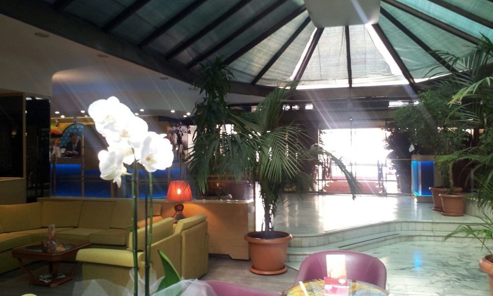 Guenes Hotel Merter Istanbul Eksteriør bilde